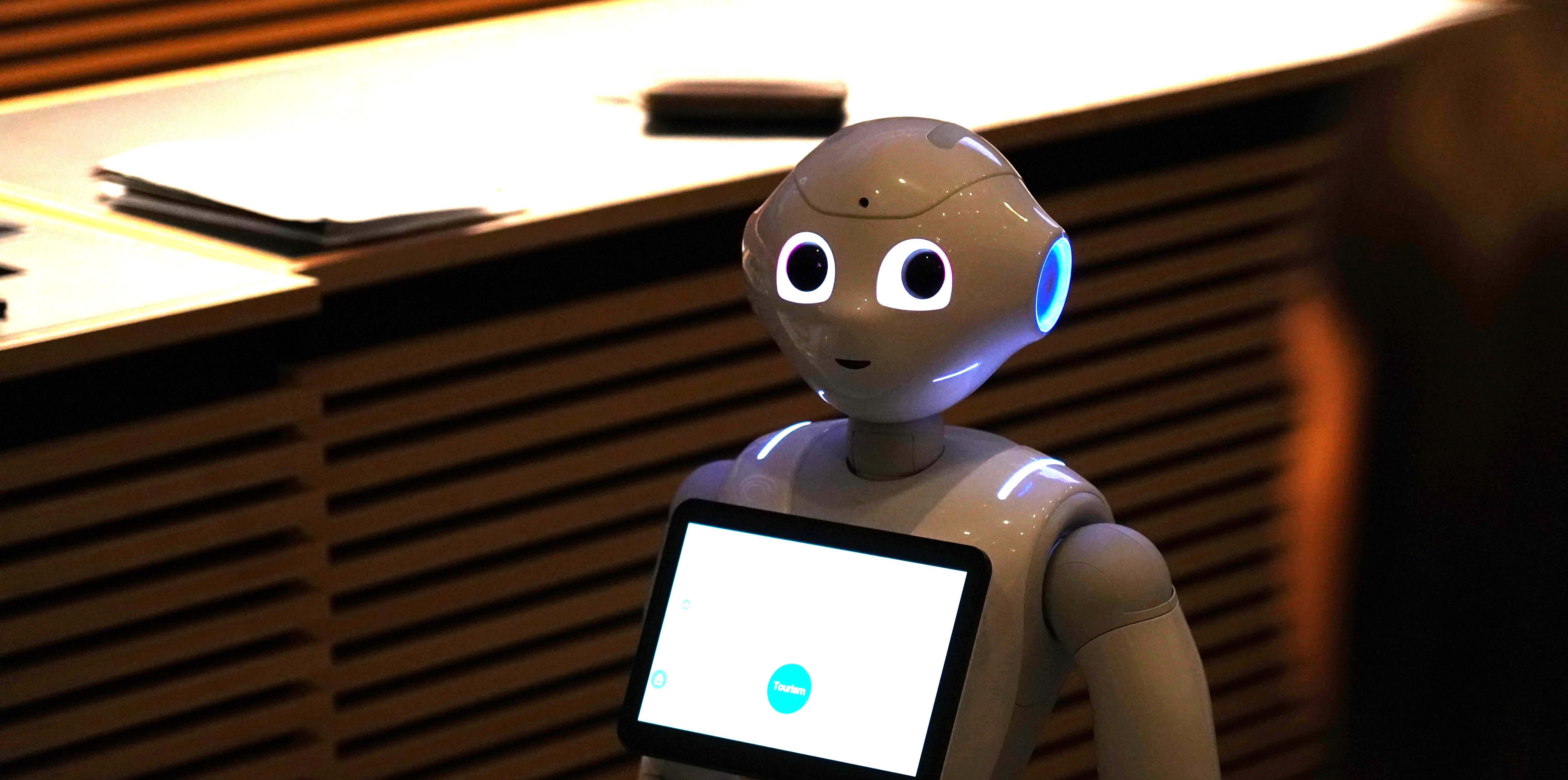 Chatbot with Pepper the Robot
                                id=